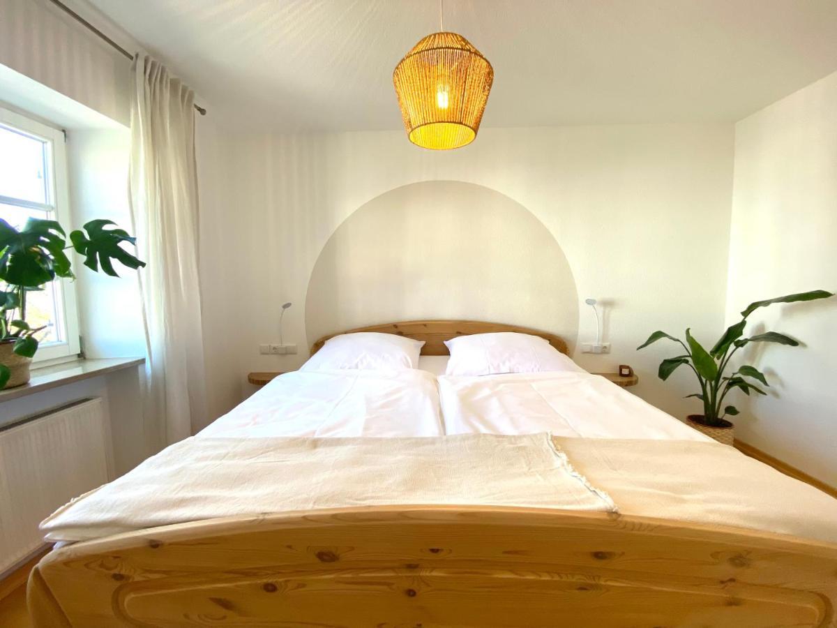 Best Butler Boho Boutique City Apartment Netflix Фюссен Екстер'єр фото